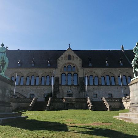 Apartment Serenade Am Zwinger Гослар Екстер'єр фото